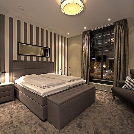 Hotel-Restaurant Unicum Elzenhagen Poeldijk Kültér fotó