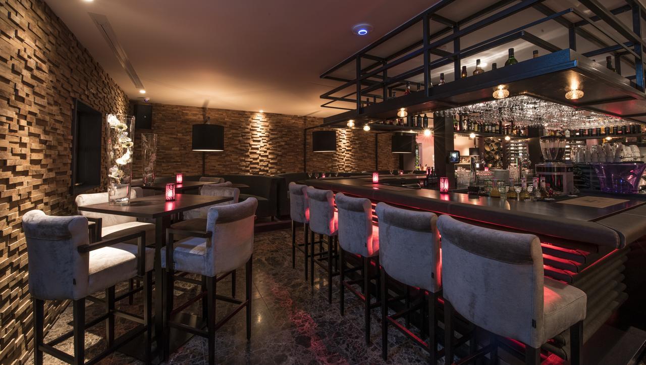 Hotel-Restaurant Unicum Elzenhagen Poeldijk Kültér fotó
