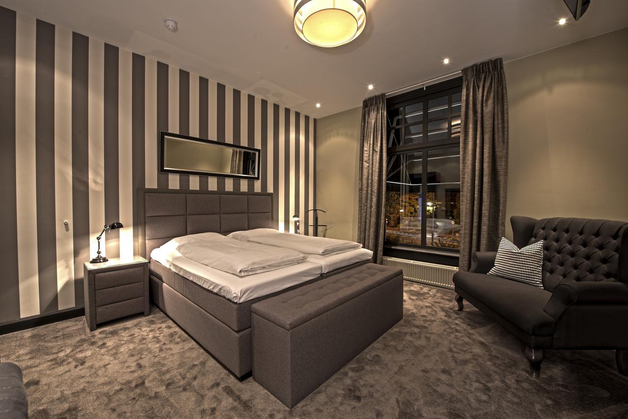Hotel-Restaurant Unicum Elzenhagen Poeldijk Kültér fotó